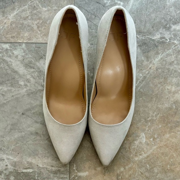 Gray Pumps - Picture 2 of 4